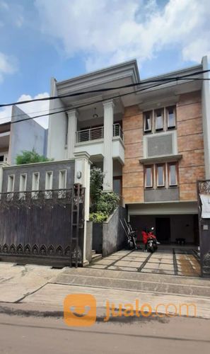 RUMAH MEWAH Apik Sekali ADA KOLAM RENANG Di Duren Sawit