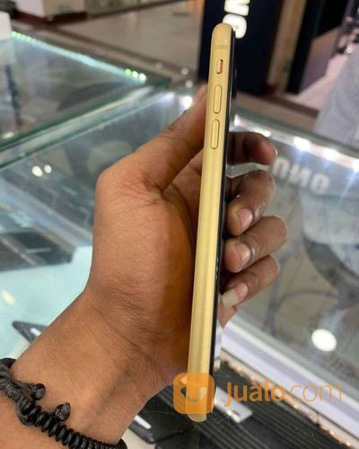 Iphone Xr Kuning 64 Gb