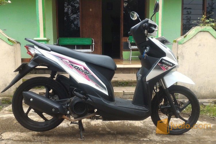 Honda Beat 2014 9.9jt