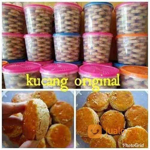 KUE KACANG EMAK ENAK ASLI JEMBER