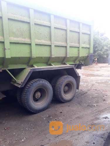 Hino Damtruk Tronton Rreydi