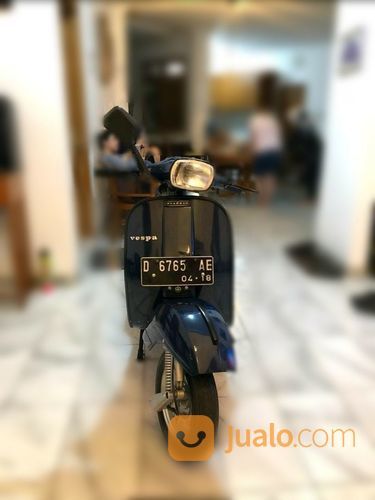 Vespa P150 1985 Biru Tangan Pertama