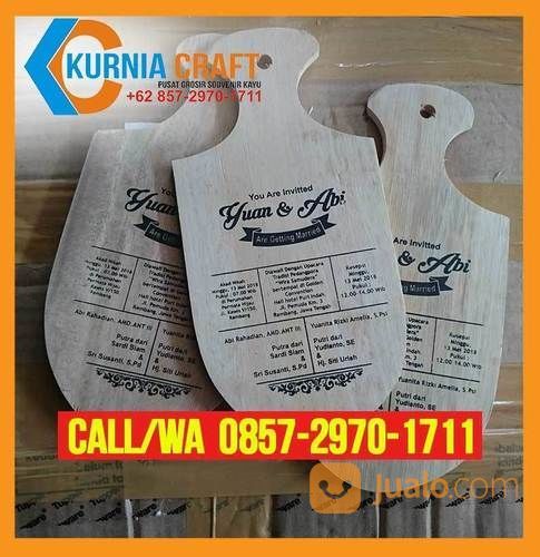PABRIK WA O857-297O-1711 Souvenir Talenan Kayu Unik Malang