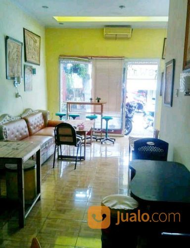 Warung Makan Kafe Pinggir Jalan Nologaten Seturan