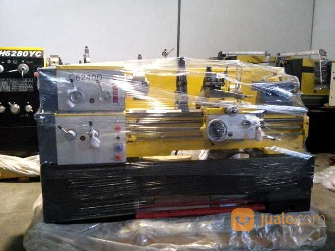Mesin Bubut 6240 X 1000 Baru