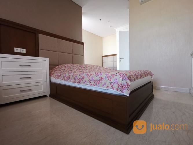 Apartemen MEWAH 3BR Furnished Lux Voila Ciputra World Mall Surabaya