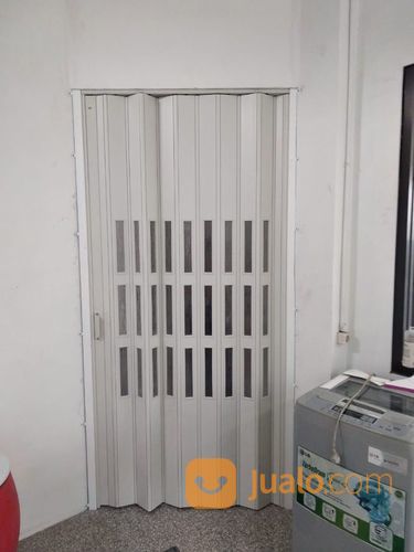 FOLDING DOOR PVC / PINTU SEKAT