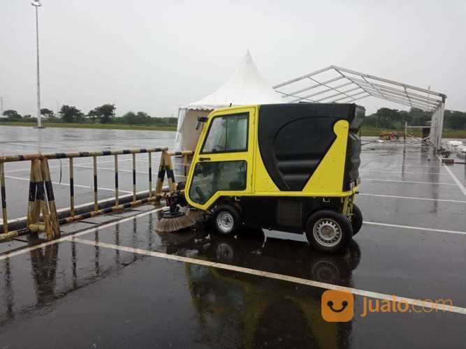 Rental Mobil Sweeper