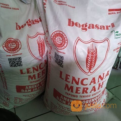 Tepung Lencana Merah/ Karung 25 Kg Dll