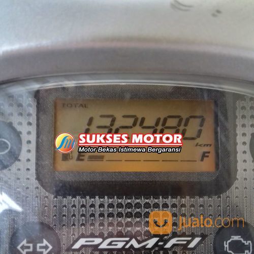 SCOOPY 2019 , HITAM PUTIH PENAMPILAN BARU, MESIN OK BERGARANSI , TANYA TANYA SILAHKAN KAK