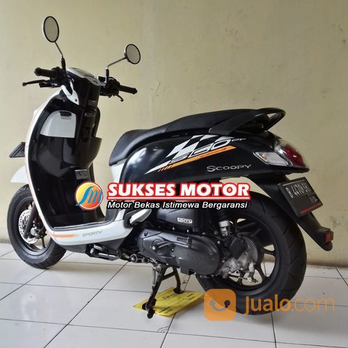 SCOOPY 2019 , HITAM PUTIH PENAMPILAN BARU, MESIN OK BERGARANSI , TANYA TANYA SILAHKAN KAK