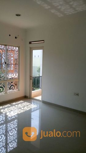 Rumah Luas 2 Lantai Darwin Timur Gading Serpong