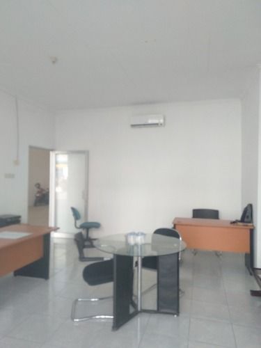 Gudang Tritan Point, Wedi, Gedangan, Sidoarjo.