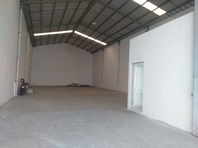 Gudang Tritan Point, Wedi, Gedangan, Sidoarjo.