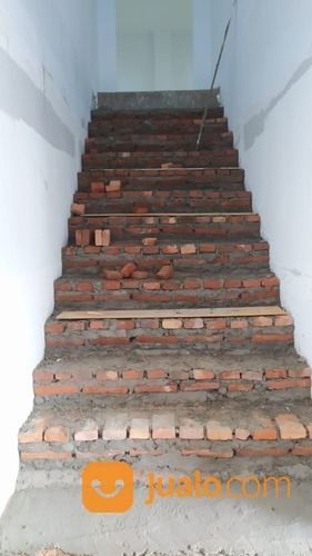 Tukang Bangunan Kudus