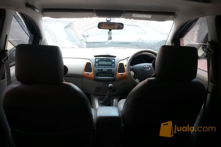 Kijang Innova V 2010 ( Manual ) Hitam Metalik TOP