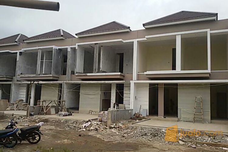 Dijual Rumah Primary Bella Vista Town House