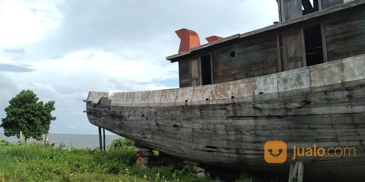 KAPAL PANDU (TUGBOAT) Kapal Kayu Kondisi Apa Adanya