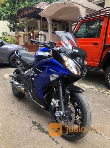 Kawasaki ER6F Warna Biru Metalik