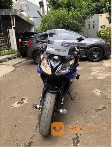 Kawasaki ER6F Warna Biru Metalik