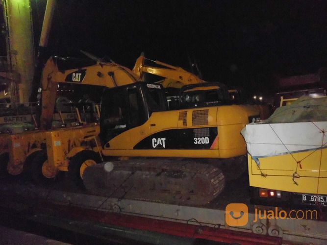 Ekspedisi Surabaya - Kalimantan 0821.4112.7937