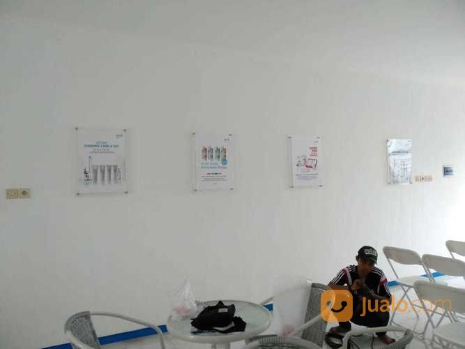 Pigura Akrilik A4 Murah Berkualitas