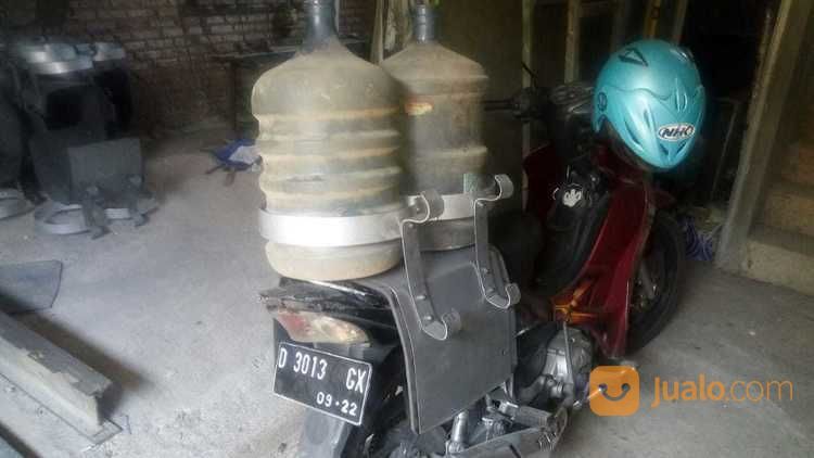 Alat Angkut Galon Dan Gas 3 Kg Buat Motor