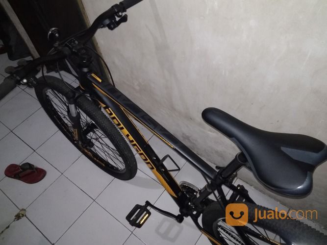 Polygon Cascade 2 2019 MTB 27.5' Black-Yellow Mulus Pembelian 5 Bulan