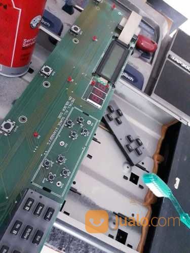 SERVICE ALAT MUSIC GUITAR BASS EFEK EMPLI