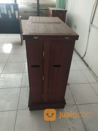 Meja Bar Kayu Merbau (Kondisi: Baru)