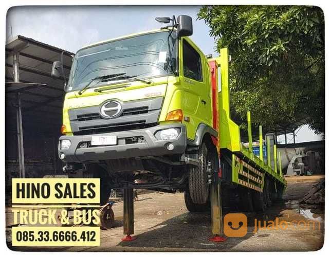 TRUK HINO SELF LOADER