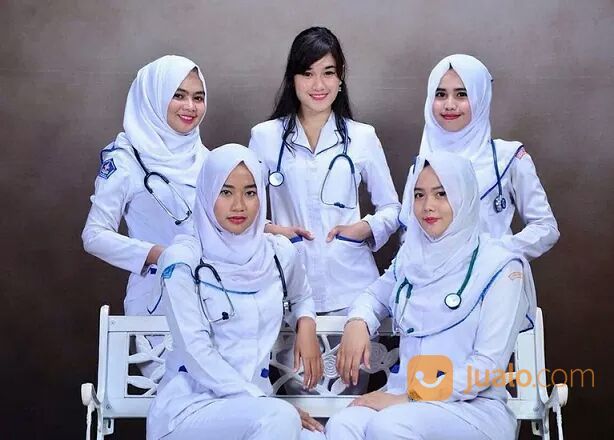 JASA PERAWAT LANSIA PRIA DAN WANITA