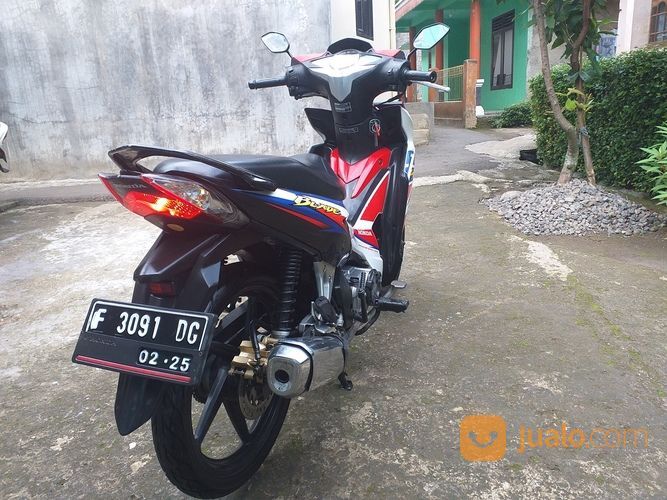 Honda Blade 110 Karbu Tahun 2014/2015