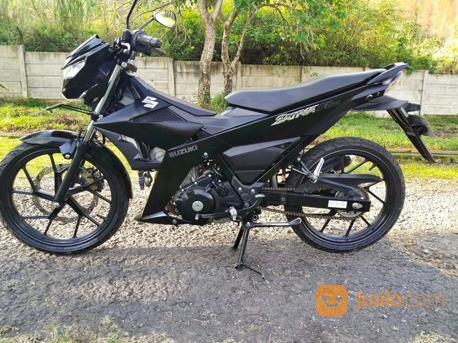 Suzuki Satria Fu 150 Black Predator