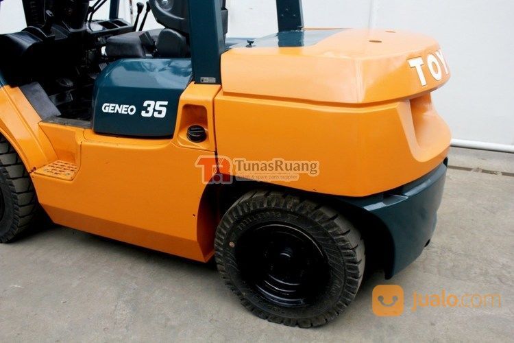 Forklift Terbaik Toyota 7FD35 Kapasitas 3.5 Ton