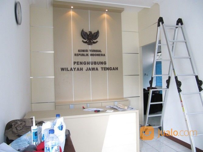Meja Front Desk Untuk 2 Orang