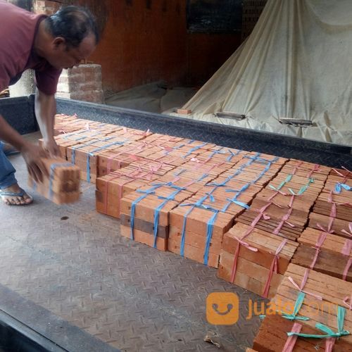 Bata Tempel Hias Dinding