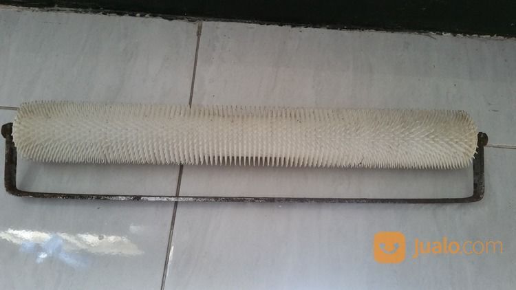 Roll Gerigi Untuk Epoxy Lantai
