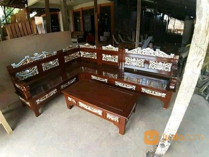 Kursi Sudut Kayu Jati