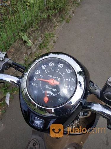 Motor Honda Scoopy FI Tahun 2014 Bekas Bandung Antapani