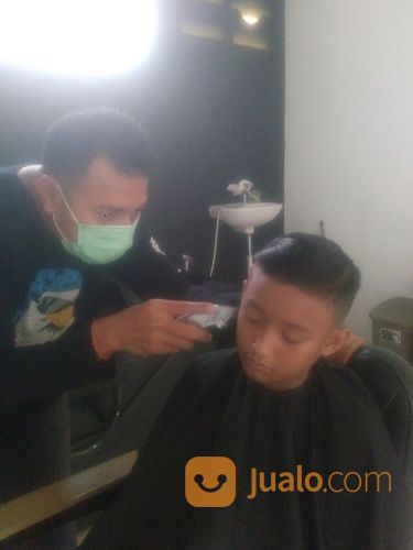 Kursus Pangkas Rambut Pria (Barbershop)