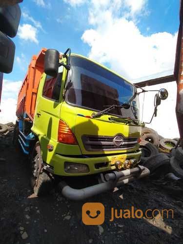 Dumptruk Tronton Bekas Surabaya