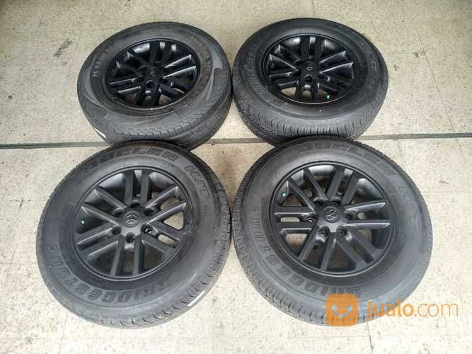 Velg OEM Bangkalan Copotan Mobil FORTUNER Ring17 + BAN BRIDGESTONE 265 65 R17