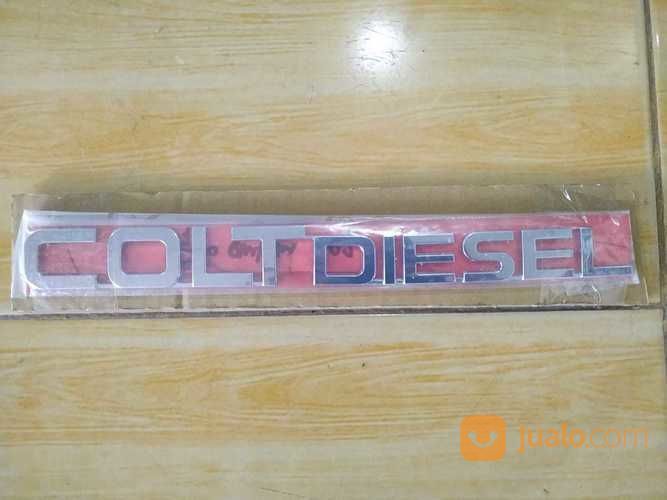 Emblem COLT DIESEL Dikedok Depan Mitsubishi Canter