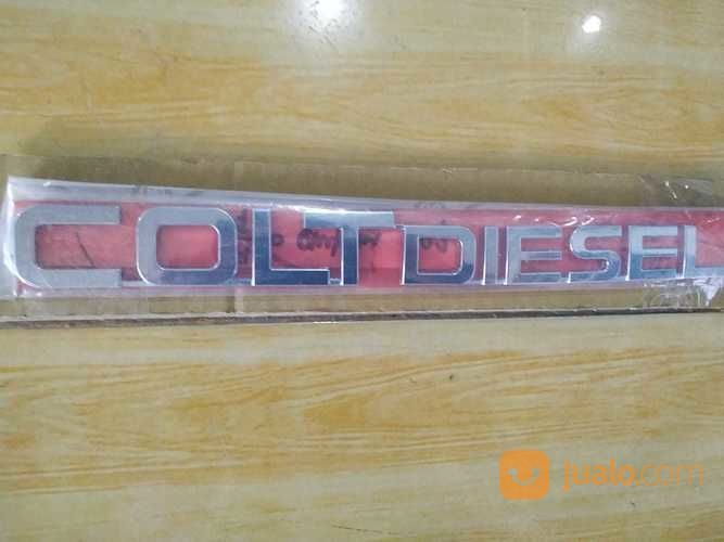 Emblem COLT DIESEL Dikedok Depan Mitsubishi Canter