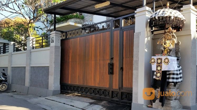 Pintu Pagar Kayu Frame Besi Hollow Galvanis