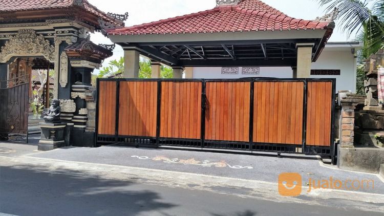 Pintu Pagar Kayu Frame Besi Hollow Galvanis