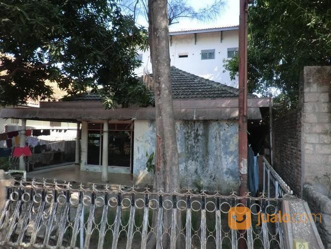 Rumah Masuk Mobil Tanah Luas Bonus Gedung Walet