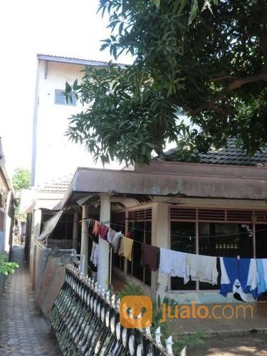 Rumah Masuk Mobil Tanah Luas Bonus Gedung Walet