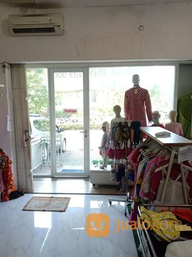 Ruko 2,5 Lt. Ruko Freshmarket Kota Wisata, Cibubur